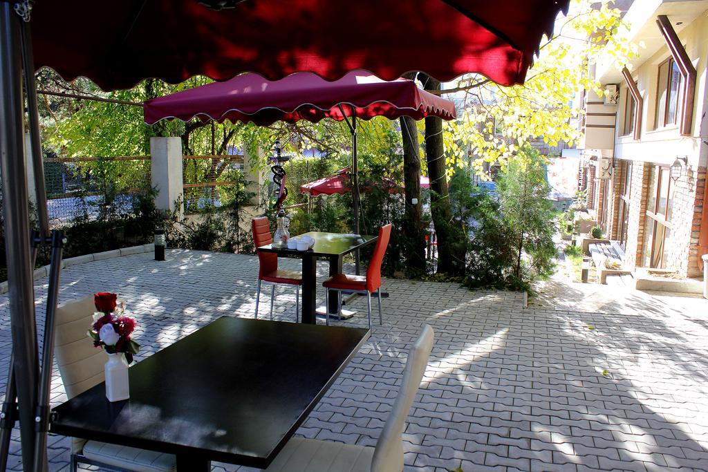 Roses Garden Hotel Tbilisi Luaran gambar